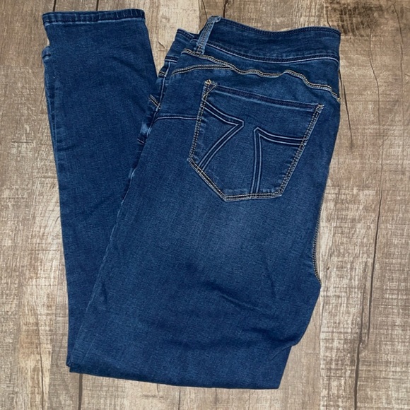 Seven7 Denim - Seven7 jeans